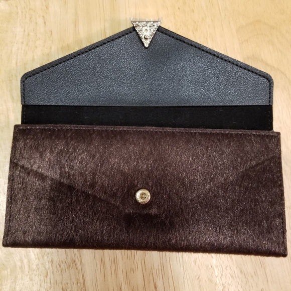 Brown faux suede wallet - Picture 2 of 7